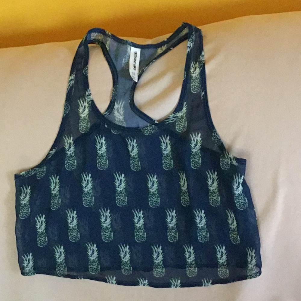 Bethany mota crop top